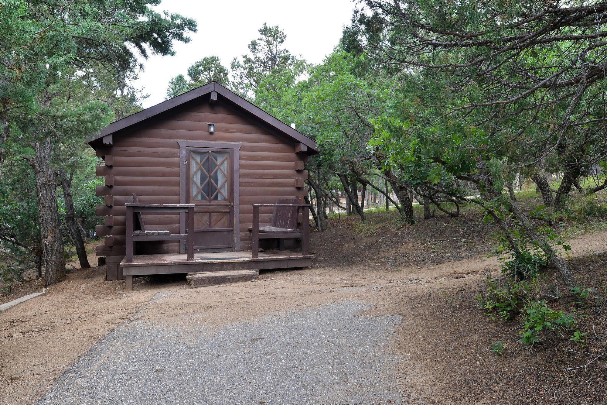 Cutty'S Hayden Creek Resort Coaldale Εξωτερικό φωτογραφία